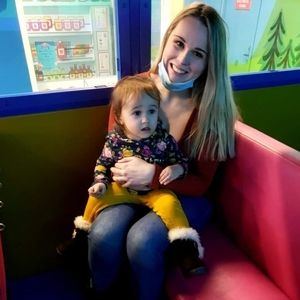 Meet your Posher, Danielle